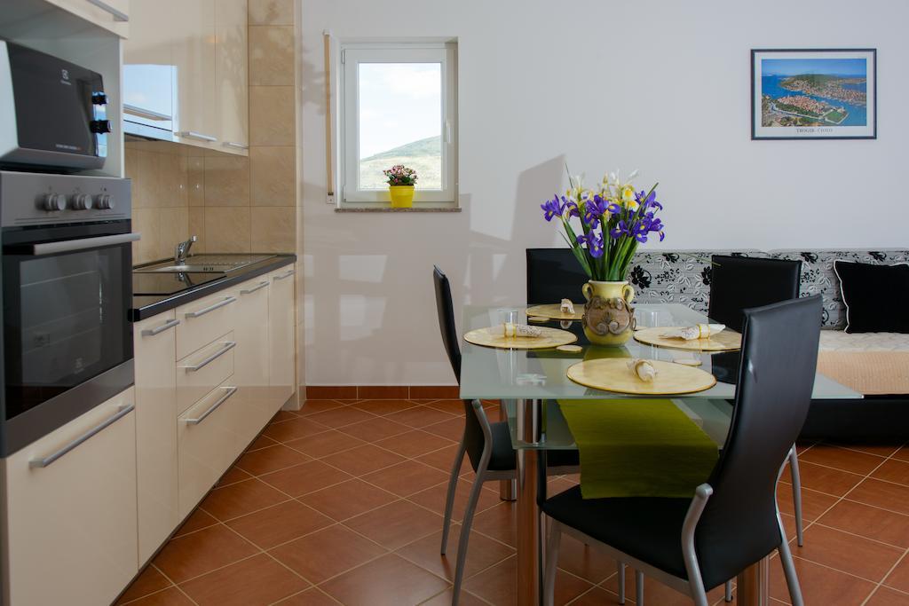 Mijo Apartment Trogir